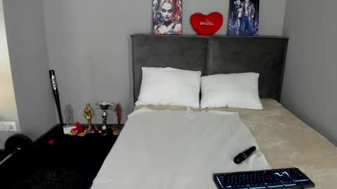 Eva online show from April 25, 2026, 1:41 pm