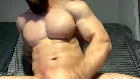Snapshot of muscularjuggler chatting on November 1, 2025, 1:40 am muscularjuggler online show from November 1, 2025, 1:40 am