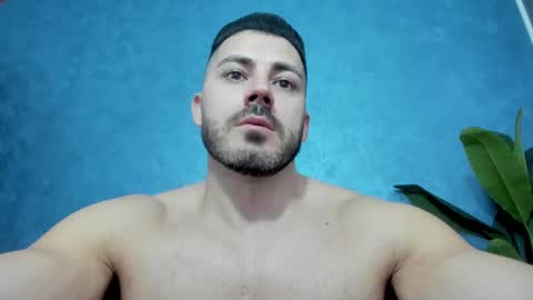 muscularmaster onlyfans online show from March 6, 2025, 10:41 am