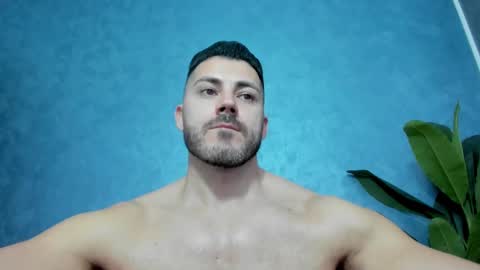 muscularmaster onlyfans online show from March 6, 2025, 10:04 pm