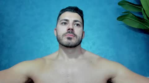 muscularmaster onlyfans online show from September 24, 2025, 9:40 pm