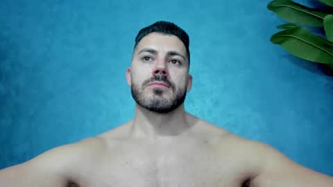 muscularmaster onlyfans online show from November 1, 2025, 10:50 am