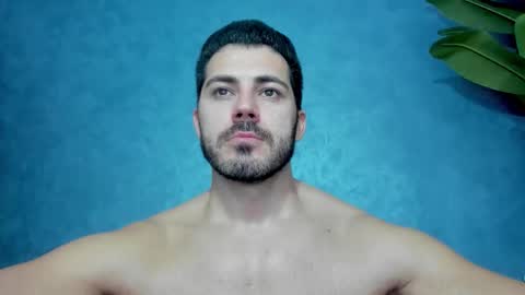 muscularmaster onlyfans online show from December 21, 2025, 12:29 am