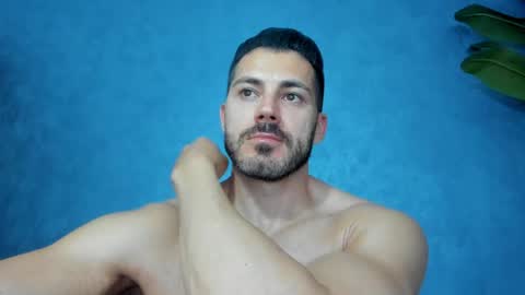 muscularmaster onlyfans online show from May 15, 2026, 9:44 pm
