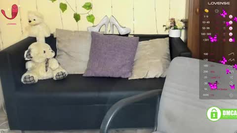 Snapshot of muse_kitty_jenia chatting on February 9, 2025, 6:26 pm Jenya online show from February 9, 2025, 6:26 pm