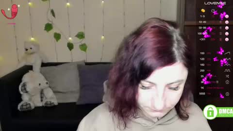 Snapshot of muse_kitty_jenia chatting on February 14, 2025, 6:29 pm Jenya online show from February 14, 2025, 6:29 pm