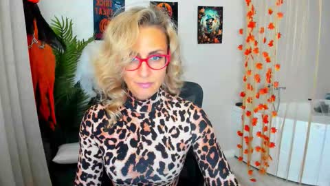 Diana online show from October 30, 2025, 11:44 am