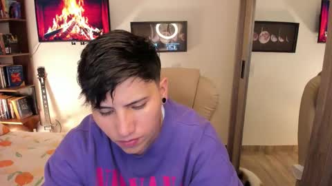 VALENTINA Luna  online show from December 15, 2025, 1:21 am