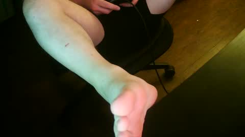 Snapshot of mustenjoyhead79 chatting on September 12, 2025, 2:11 am mustenjoyhead79 online show from September 12, 2025, 2:11 am