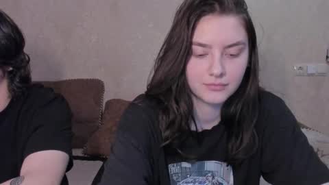 cute couple online show from February 20, 2026, 10:27 am