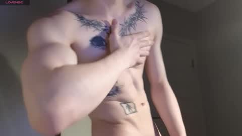 Snapshot of mvpzxc chatting on October 26, 2025, 6:47 pm 1x1 online show from October 26, 2025, 6:47 pm