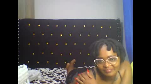 Snapshot of mwana69 chatting on February 4, 2026, 8:14 pm mwana69 online show from February 4, 2026, 8:14 pm