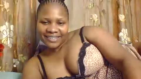 mwekas568403 online show from February 2, 2025, 6:10 pm