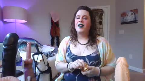 Mx Charlotte online show from December 18, 2024, 4:06 pm