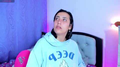 my_aleja_ online show from April 7, 2026, 8:48 am