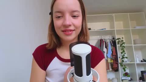 Snapshot of my_mia_ chatting on November 21, 2025, 8:57 am MIA I will be here Monday Wednesday Thursday Saturday online show from November 21, 2025, 8:57 am