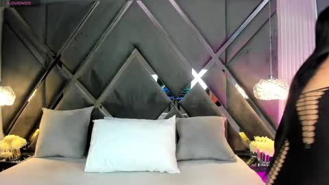 Mariana Evans online show from February 28, 2026, 11:33 am