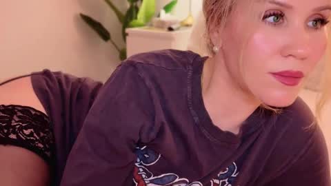 Mya-be Yours P online show from February 6, 2026, 11:08 pm