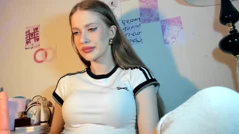 Snapshot of mychloecute chatting on May 16, 2026, 9:46 pm chloe online show from May 16, 2026, 9:46 pm