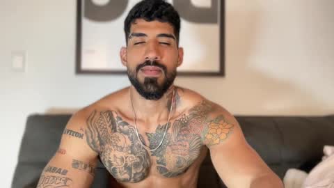 Snapshot of myke_esthetic chatting on December 9, 2024, 12:45 am Myke esthetic online show from December 9, 2024, 12:45 am