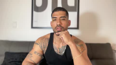 Snapshot of myke_esthetic chatting on February 8, 2025, 2:26 am Myke esthetic online show from February 8, 2025, 2:26 am