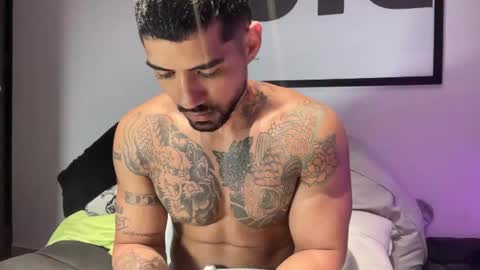 Snapshot of myke_esthetic chatting on October 12, 2025, 10:47 am Myke esthetic online show from October 12, 2025, 10:47 am