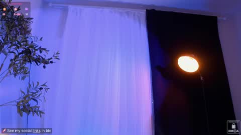 Liss Next stream December1 online show from March 6, 2025, 7:32 pm