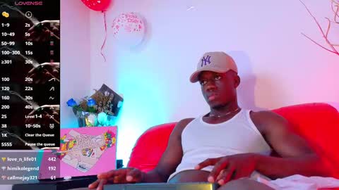 Mylo Wallace  online show from March 6, 2025, 3:13 am