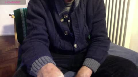 Bi sexy guy lovense hush is on private is open or password show tip if you like. online show from November 21, 2025, 8:02 am