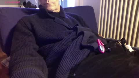 Snapshot of mynakedbeach chatting on February 4, 2026, 10:21 am Bi sexy guy lovense hush is on private is open or password show tip if you like. online show from February 4, 2026, 10:21 am