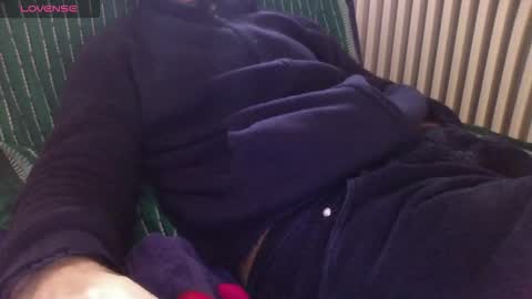 Snapshot of mynakedbeach chatting on March 3, 2026, 7:58 am Bi sexy guy lovense hush is on private is open or password show tip if you like. online show from March 3, 2026, 7:58 am