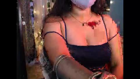 Myra Kannu online show from May 17, 2026, 3:08 pm