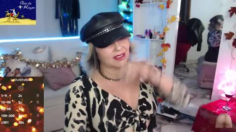 Snapshot of myrnasexxx chatting on January 5, 2025, 2:06 am Myrna Sessions online show from January 5, 2025, 2:06 am