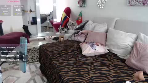 Snapshot of myrnasexxx chatting on September 14, 2025, 7:46 pm Myrna Sessions online show from September 14, 2025, 7:46 pm