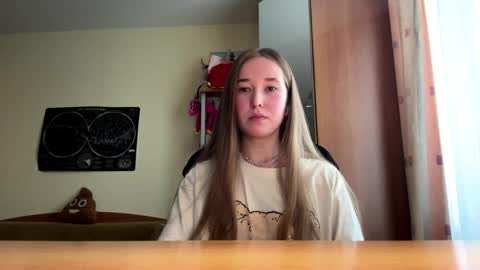 Snapshot of myrticetaraschke chatting on May 19, 2026, 9:59 am Lana online show from May 19, 2026, 9:59 am