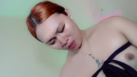 Snapshot of mysterious_honeyghe chatting on July 5, 2026, 2:40 am mysterious_honeyghe online show from July 5, 2026, 2:40 am