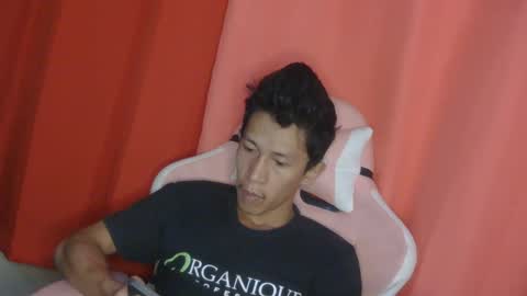 Snapshot of mysterious_man15 chatting on March 6, 2025, 9:58 am mysterious_man15 online show from March 6, 2025, 9:58 am