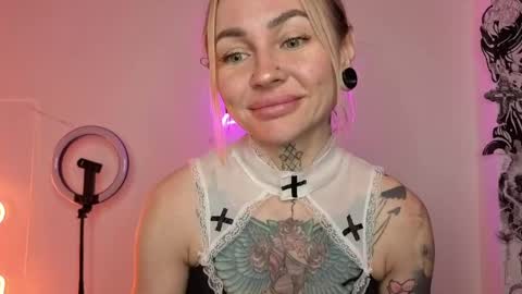 mysterious_twist online show from April 3, 2026, 5:00 pm