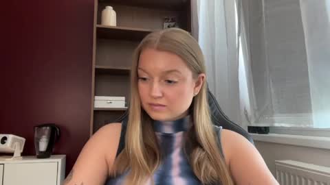 Snapshot of mysteryericax chatting on June 2, 2026, 12:07 pm Erica online show from June 2, 2026, 12:07 pm
