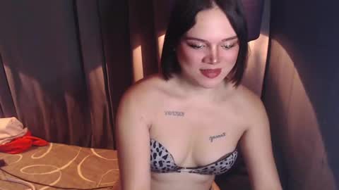 Snapshot of mysteryman_xxx chatting on February 23, 2025, 5:12 am UR GIRL NEXTDOOR online show from February 23, 2025, 5:12 am