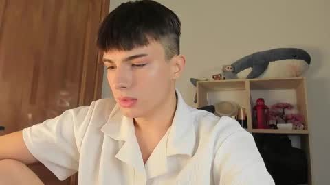 Evan Brown online show from November 18, 2025, 9:36 am