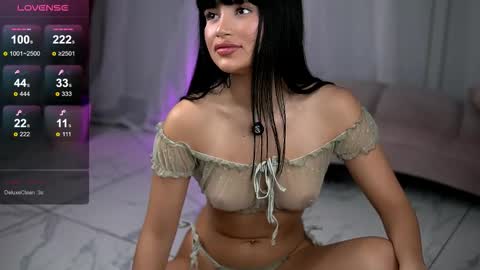 mysticlayla online show from November 5, 2025, 4:45 am