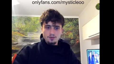 Mystic Leo online show from December 1, 2024, 7:03 pm