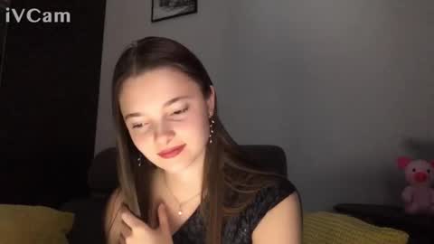 Leya online show from October 22, 2025, 1:33 pm