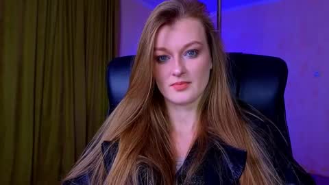 mysticvenus_ online show from February 23, 2026, 3:53 pm