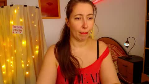 Snapshot of mystydew chatting on March 5, 2026, 11:39 am MystyDew online show from March 5, 2026, 11:39 am