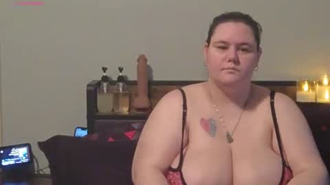 Mzjuicybootay online show from November 23, 2025, 12:27 pm