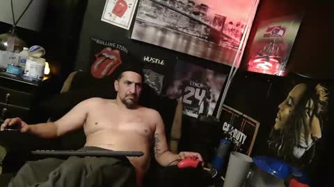 Snapshot of n3v3rpanic1 chatting on January 12, 2025, 8:04 am SnackPants online show from January 12, 2025, 8:04 am