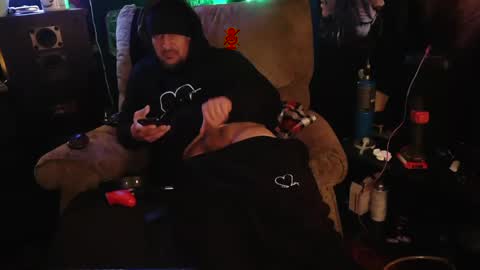 Snapshot of n3v3rpanic1 chatting on January 30, 2025, 11:22 am SnackPants online show from January 30, 2025, 11:22 am