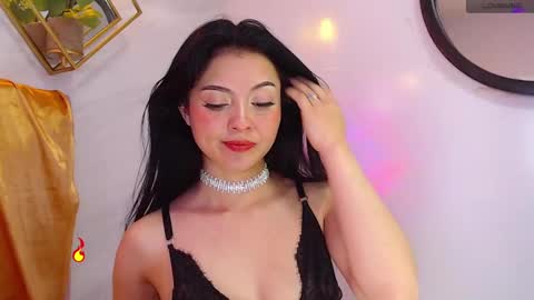 naamah_b online show from January 13, 2025, 4:41 pm